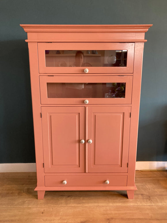 Kast roze