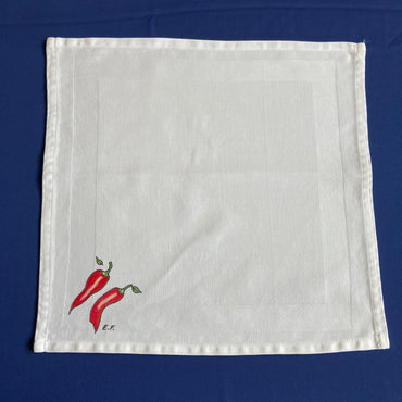 4 witte katoenen servetten rode peper