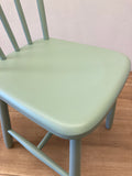 Spijlenstoel licht groen - Estable Store | Vintage art design | Rotterdam Hillegersberg