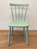 Spijlenstoel licht groen - Estable Store | Vintage art design | Rotterdam Hillegersberg